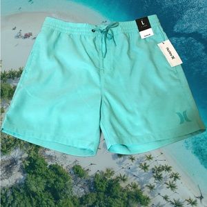 Hurley Men’s OAO Crossdye Volley 17” Board Swim Shorts